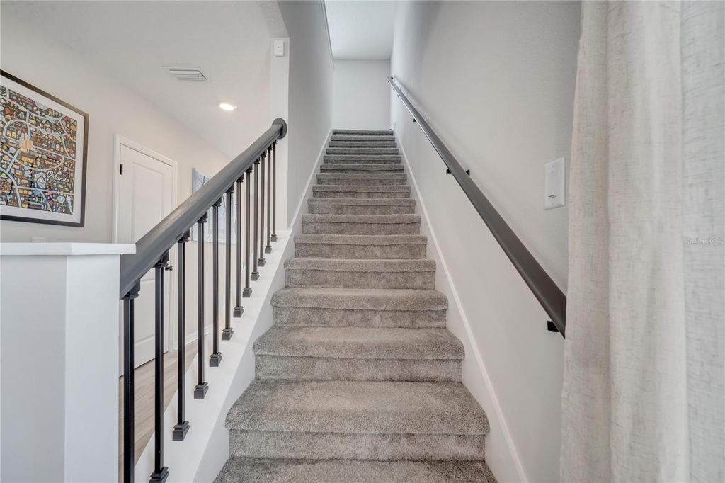 Image 23 of property listing at 10836 WATERWOOD ALLEY, Orlando, FL 32829