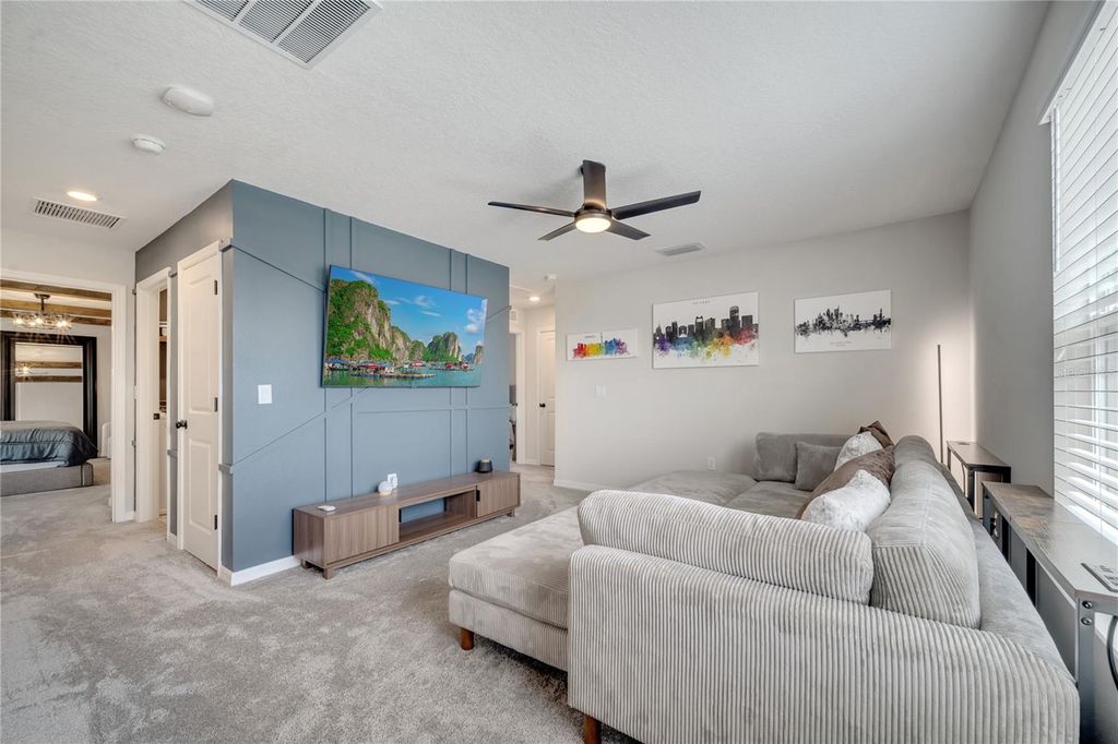 Image 25 of property listing at 10836 WATERWOOD ALLEY, Orlando, FL 32829