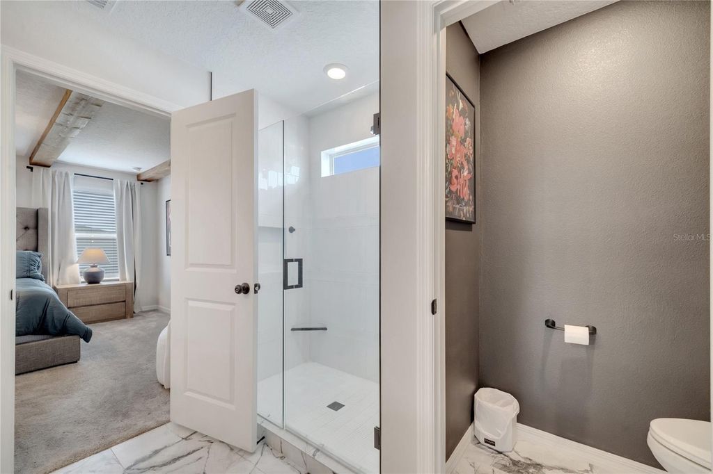 Image 34 of property listing at 10836 WATERWOOD ALLEY, Orlando, FL 32829