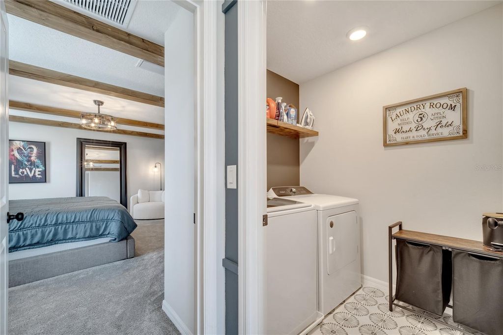 Image 35 of property listing at 10836 WATERWOOD ALLEY, Orlando, FL 32829