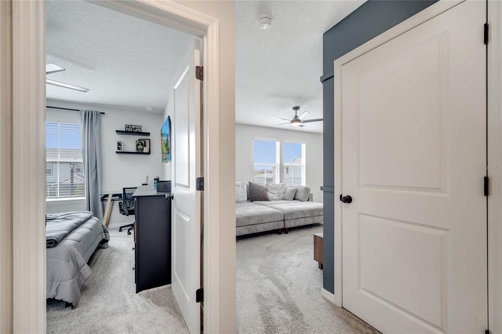 Image 37 of property listing at 10836 WATERWOOD ALLEY, Orlando, FL 32829