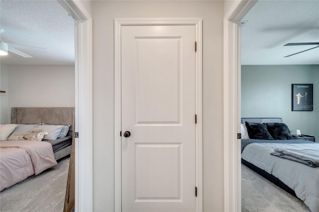 Image 39 of property listing at 10836 WATERWOOD ALLEY, Orlando, FL 32829