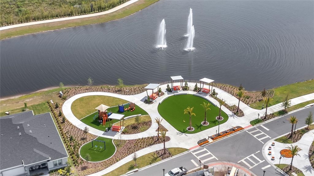 Image 50 of property listing at 10836 WATERWOOD ALLEY, Orlando, FL 32829