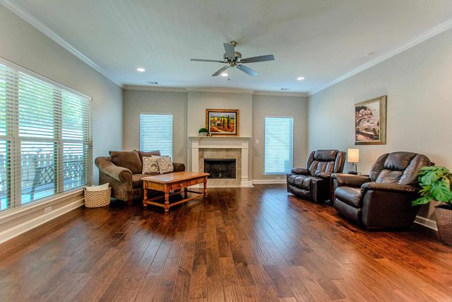 194 Mountain Terrace Circle, Maumelle, AR 72113