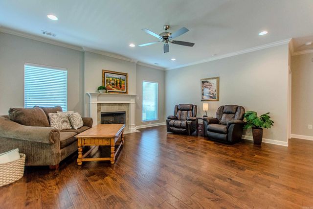 194 Mountain Terrace Circle, Maumelle, AR 72113