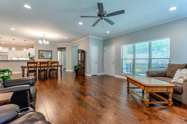 194 Mountain Terrace Circle, Maumelle, AR 72113