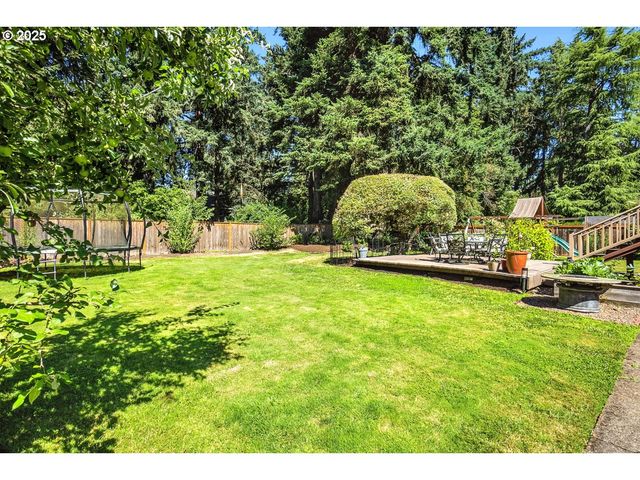 19211 TERRY Ave, Lake Oswego, OR 97035