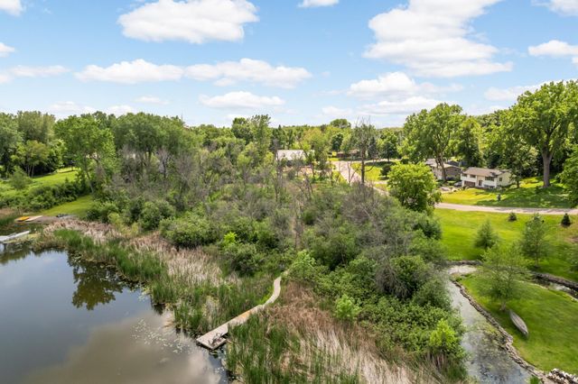 1170 Evergreen Lane N, Plymouth, MN 55441