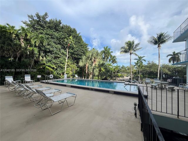 2539 S Bayshore Dr 320A, Miami, FL 33133