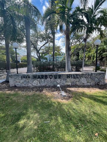 2539 S Bayshore Dr 320A, Miami, FL 33133
