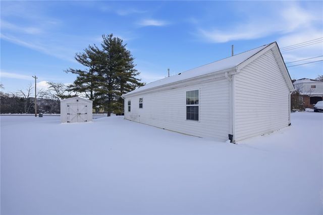 508 Fern Aly, Duquesne, PA 15110