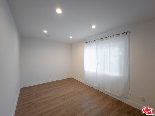 94 S Vinedo Avenue, Pasadena, CA 91107