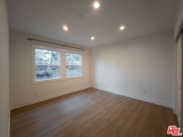 94 S Vinedo Avenue, Pasadena, CA 91107