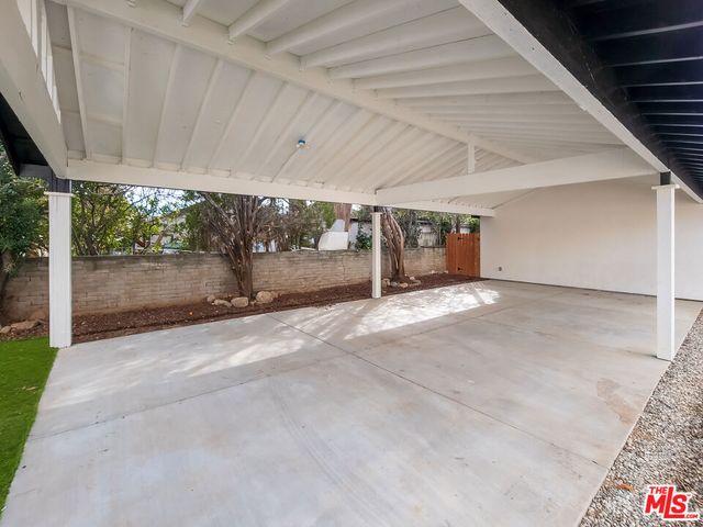 94 S Vinedo Avenue, Pasadena, CA 91107