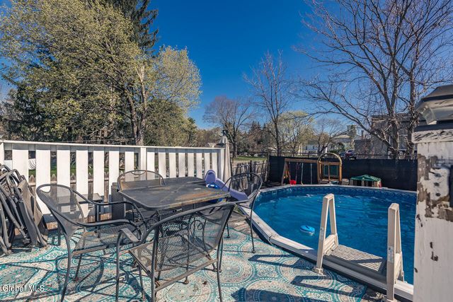 38 1st Avenue, Broadalbin, NY 12025
