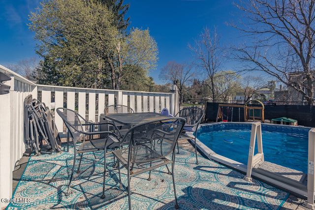 38 1st Avenue, Broadalbin, NY 12025