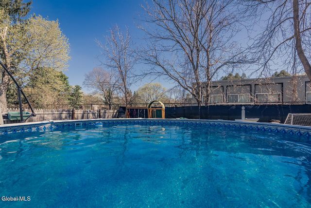 38 1st Avenue, Broadalbin, NY 12025