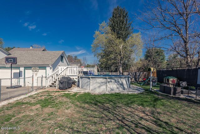 38 1st Avenue, Broadalbin, NY 12025