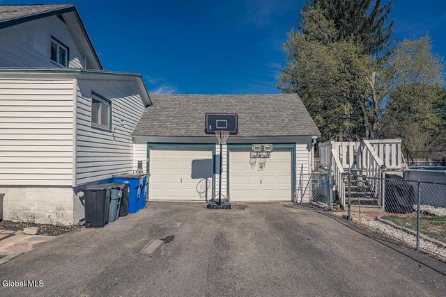 38 1st Avenue, Broadalbin, NY 12025