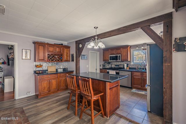 38 1st Avenue, Broadalbin, NY 12025