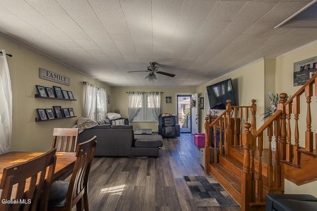 38 1st Avenue, Broadalbin, NY 12025