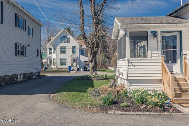 38 1st Avenue, Broadalbin, NY 12025
