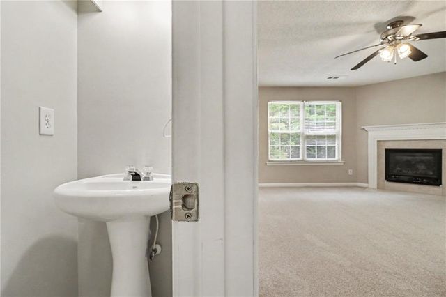 5790 Sable Glen Road, Atlanta, GA 30349