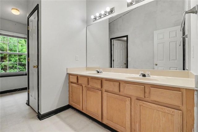 5790 Sable Glen Road, Atlanta, GA 30349
