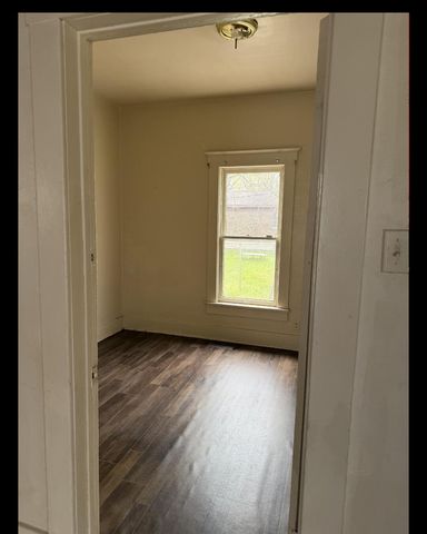 810 Thresher Avenue, Benton Harbor, MI 49022