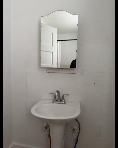 810 Thresher Avenue, Benton Harbor, MI 49022
