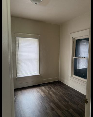 810 Thresher Avenue, Benton Harbor, MI 49022
