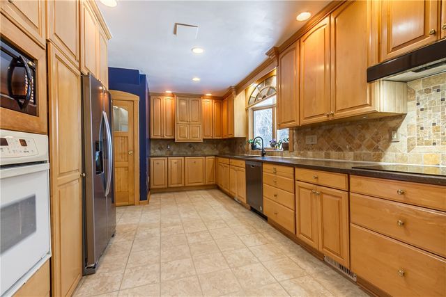 464 Smith Road, Mendon, NY 14534