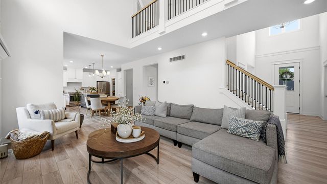 18 Blue Grass Way, Chesterton, IN 46304