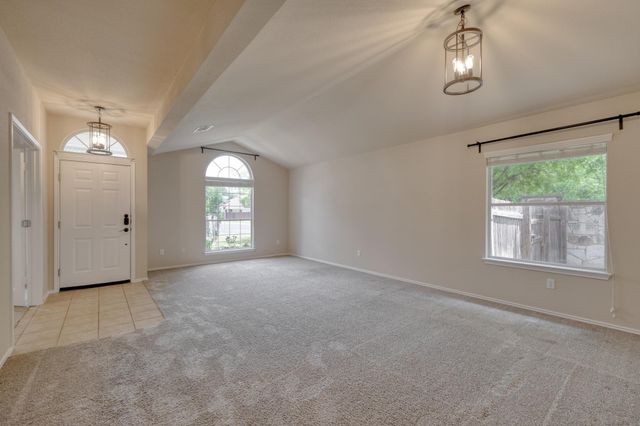 2100 Pearson WAY, Round Rock, TX 78665