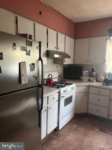 926 MIFFLIN ST, Philadelphia, PA 19148