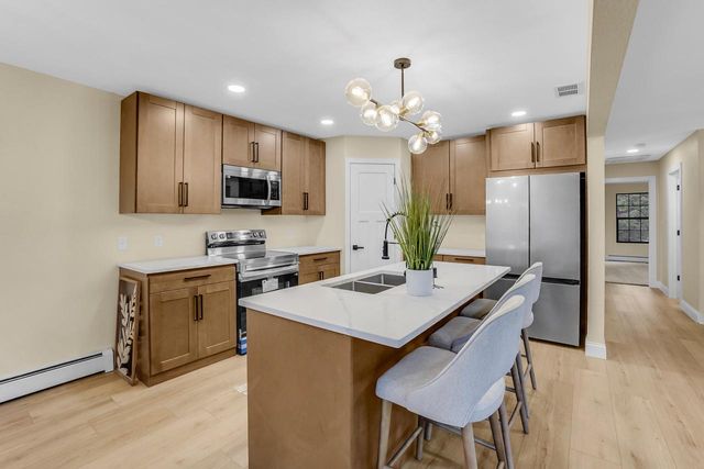 W339S2750 County Road C, Oconomowoc, WI 53066