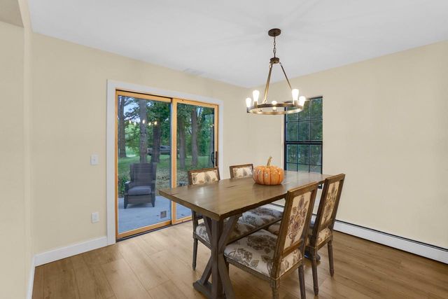 W339S2750 County Road C, Oconomowoc, WI 53066