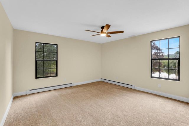 W339S2750 County Road C, Oconomowoc, WI 53066