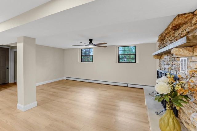 W339S2750 County Road C, Oconomowoc, WI 53066