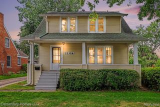 22326 Statler Street, Saint Clair Shores, MI 48081