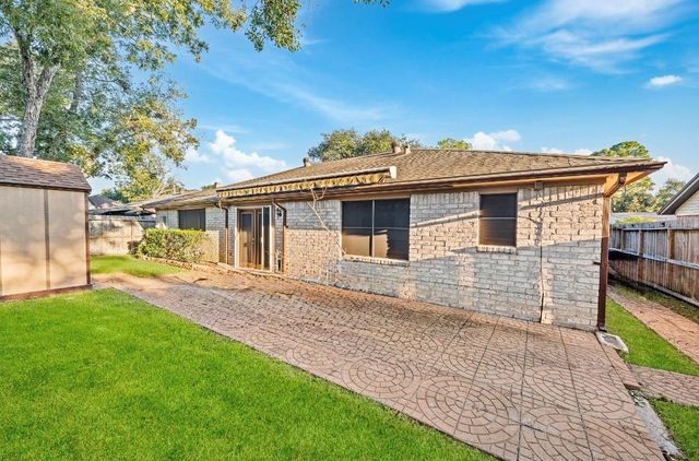 4822 Lost Oak Drive, Spring, TX 77388