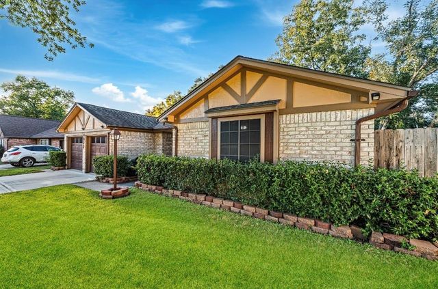 4822 Lost Oak Drive, Spring, TX 77388