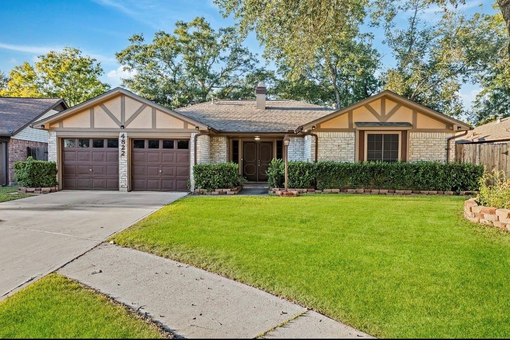 4822 Lost Oak Drive, Spring, TX 77388