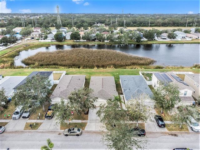 7833 CARRIAGE POINTE DRIVE, Gibsonton, FL 33534