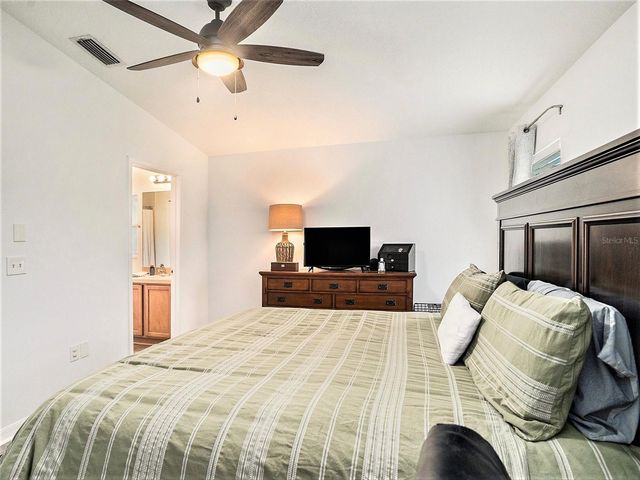 7833 CARRIAGE POINTE DRIVE, Gibsonton, FL 33534