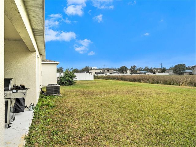 7833 CARRIAGE POINTE DRIVE, Gibsonton, FL 33534