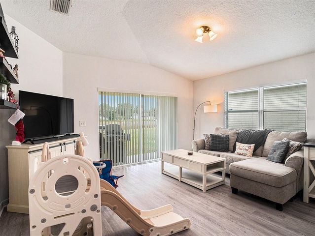 7833 CARRIAGE POINTE DRIVE, Gibsonton, FL 33534