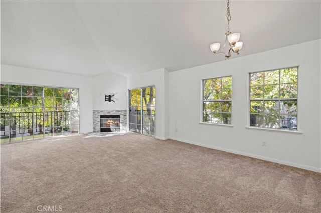 24143 Del Monte 284, Valencia, CA 91355