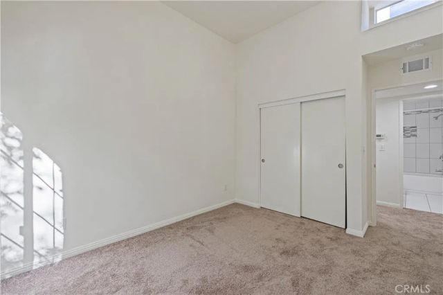 24143 Del Monte 284, Valencia, CA 91355