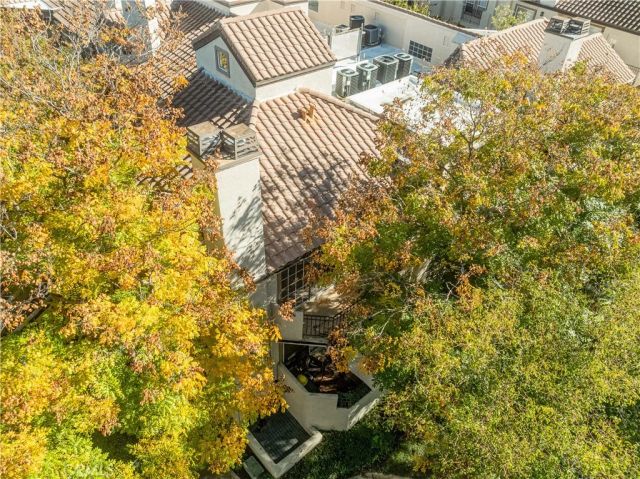 24143 Del Monte 284, Valencia, CA 91355